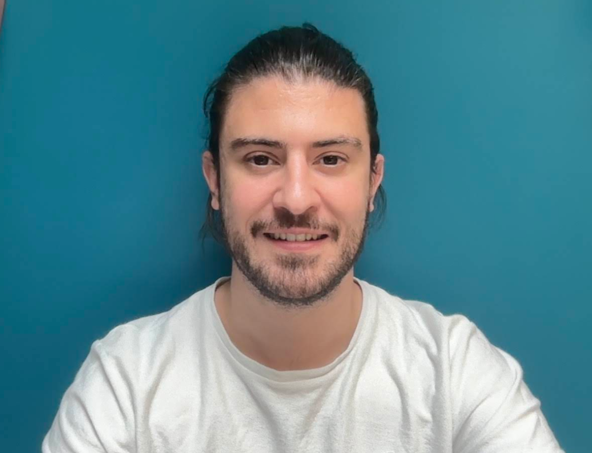 Portrait de Maxime Gellerat, ostéopathe à Versailles Satory